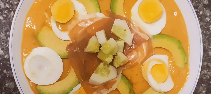SALMOREJO DE AGUACATE