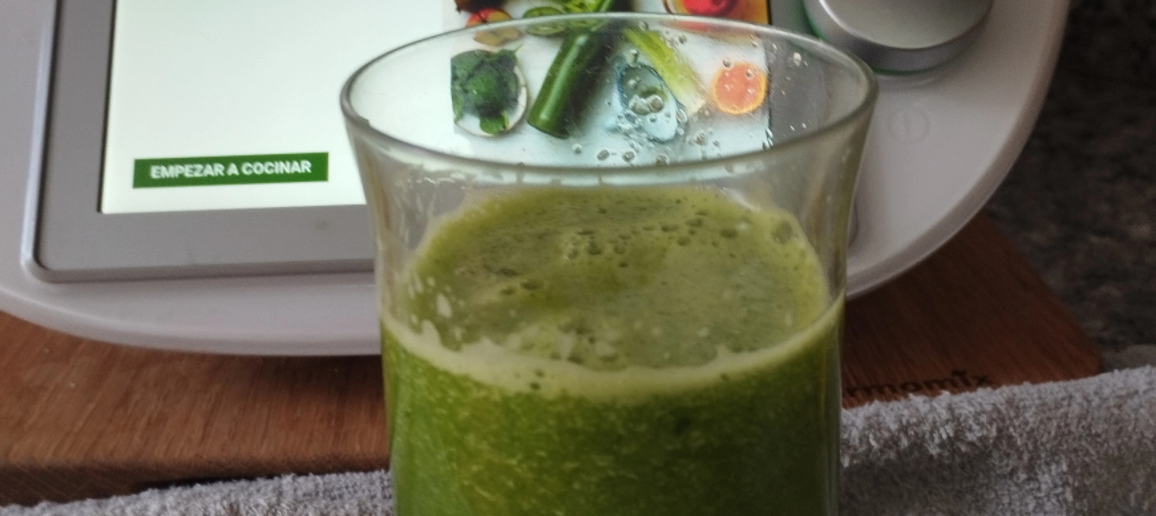 JUGO VERDE CON THERMOMIX