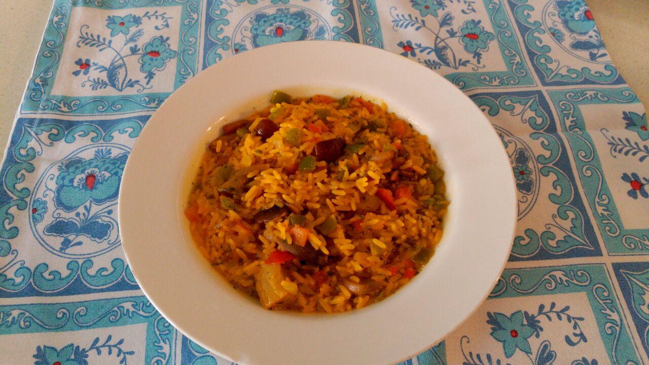 Arroz de verduras al curry.
