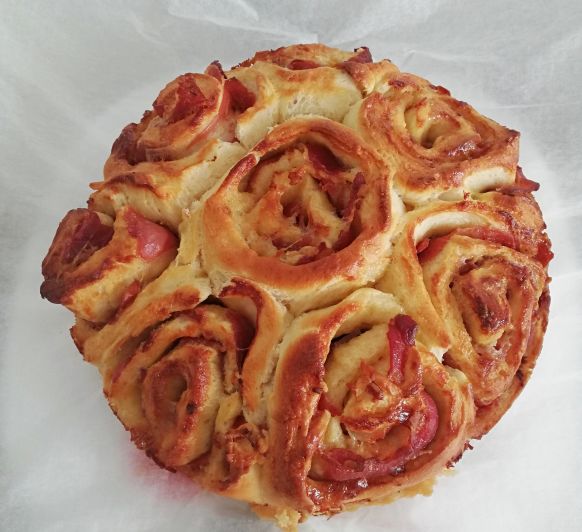 ROLLS DE JAMON Y QUESO