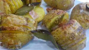 Patatas Nuevas Hasselback