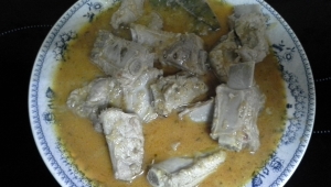 Costillas de cerdo en exquisita salsa.